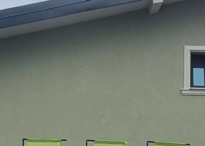 Casa * Saints Constantine and Helena