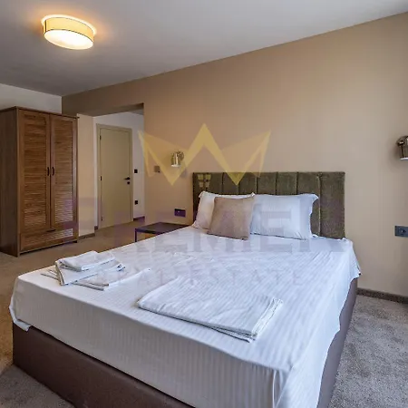 Casa Hotel Saints Constantine and Helena