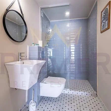 Casa Saints Constantine and Helena