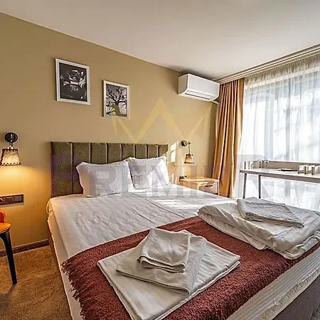 Casa Hotell *
